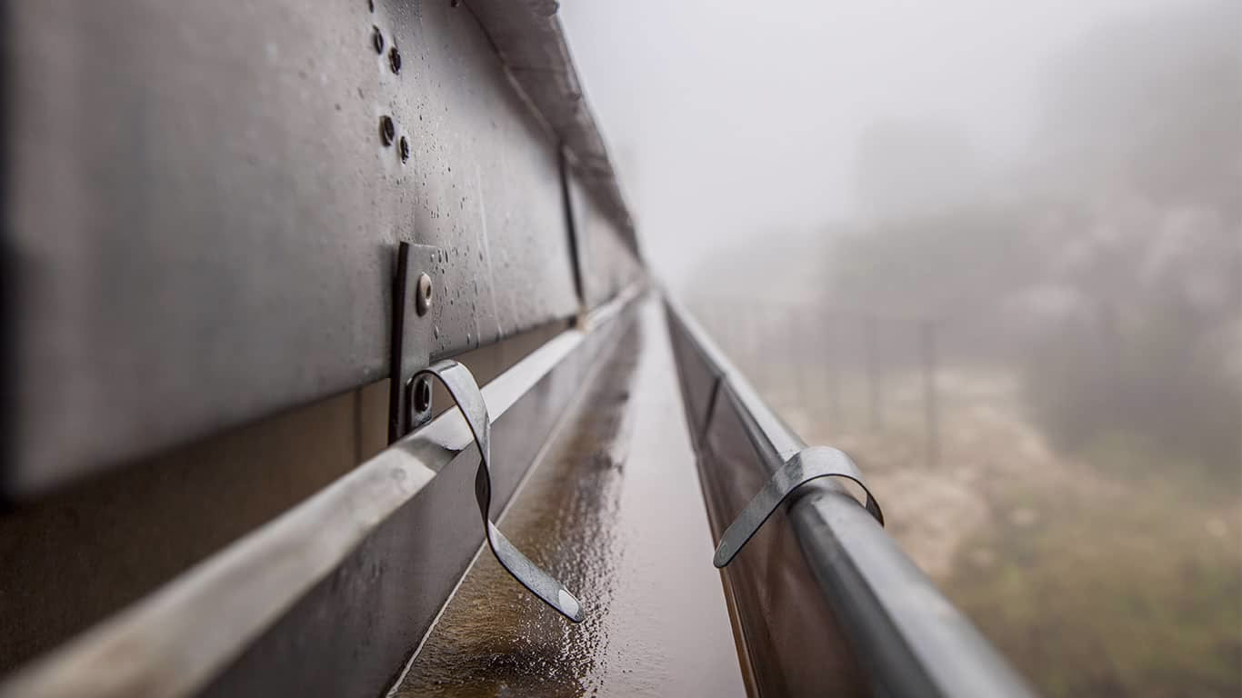 water flow in gutters