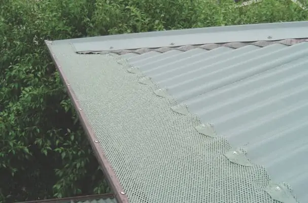 corrugated gutter mesh system